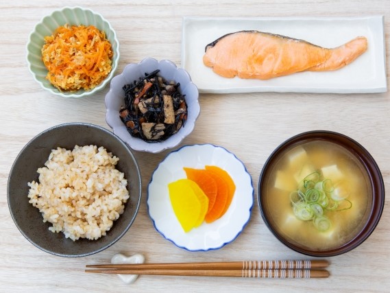 <br />
<b>Notice</b>:  Undefined index: name in <b>/home/1105638159/hachiyosuisan-jp/public_html/page/index.php</b> on line <b>218</b><br />
