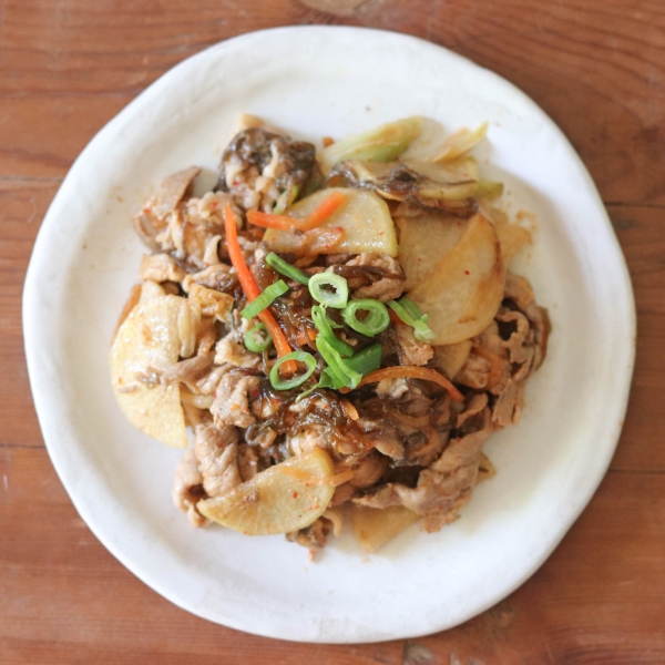もずくキムチが味の決め手！簡単豚キムチ