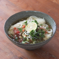 山海ねばとろと夏野菜の具だくさん素麺つゆ