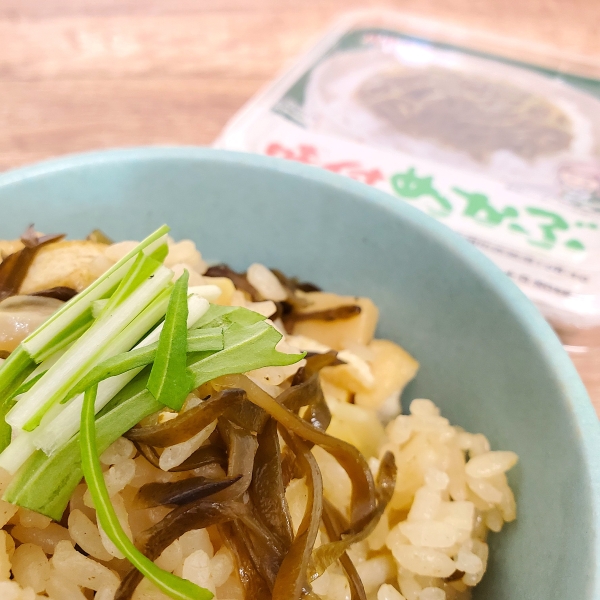 味付めかぶと筍の炊き込みご飯