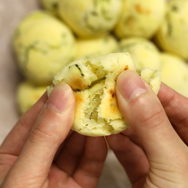 めかぶでポンデケージョ