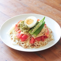 ピリ辛めかぶごま生姜の冷やし中華