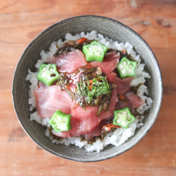 寒流のりねばの鉄火丼