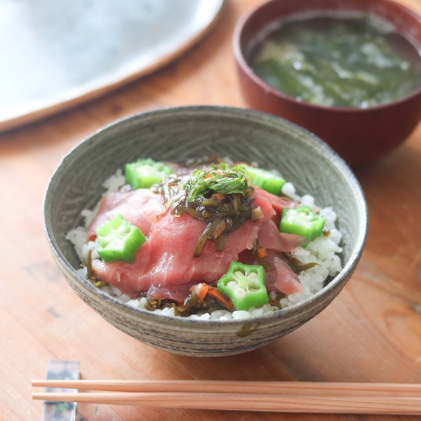寒流のりねばの鉄火丼